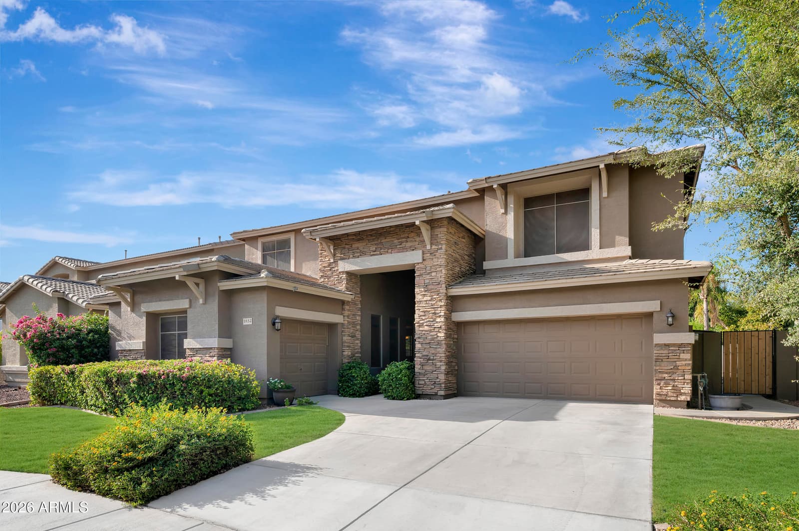 1832 E Jade Place, Chandler, AZ 85286 — photo 2 of 40