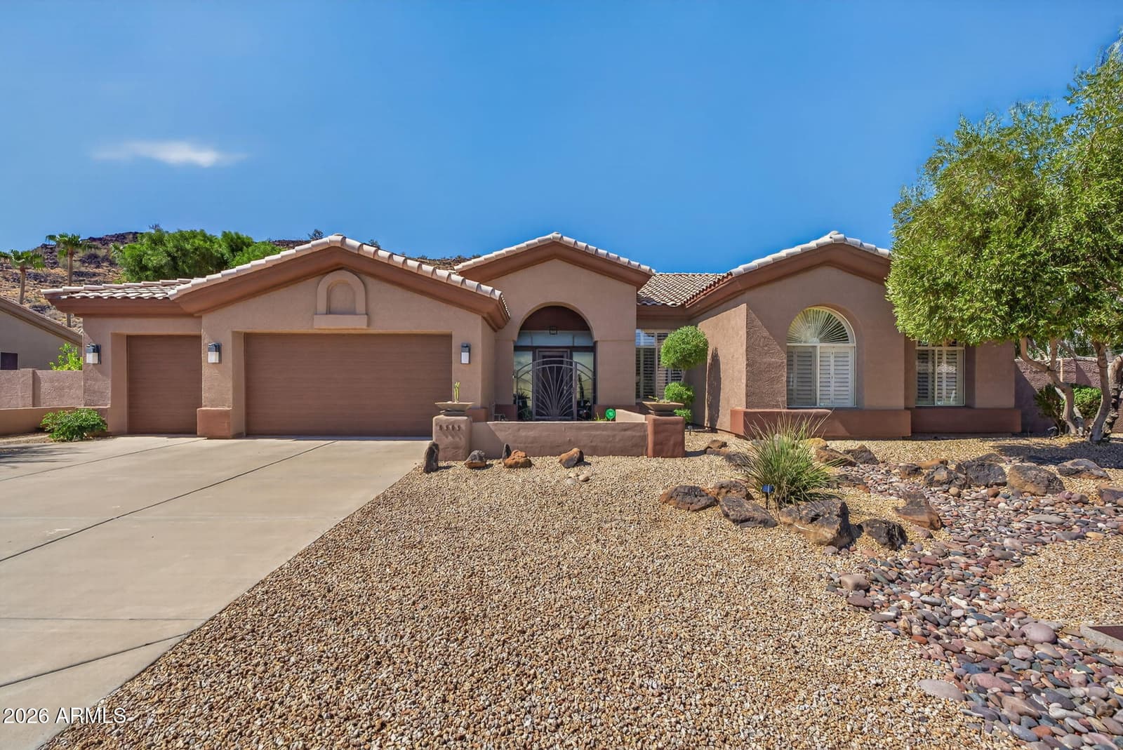 5565 W PINNACLE HILL Drive, Glendale, AZ 85310