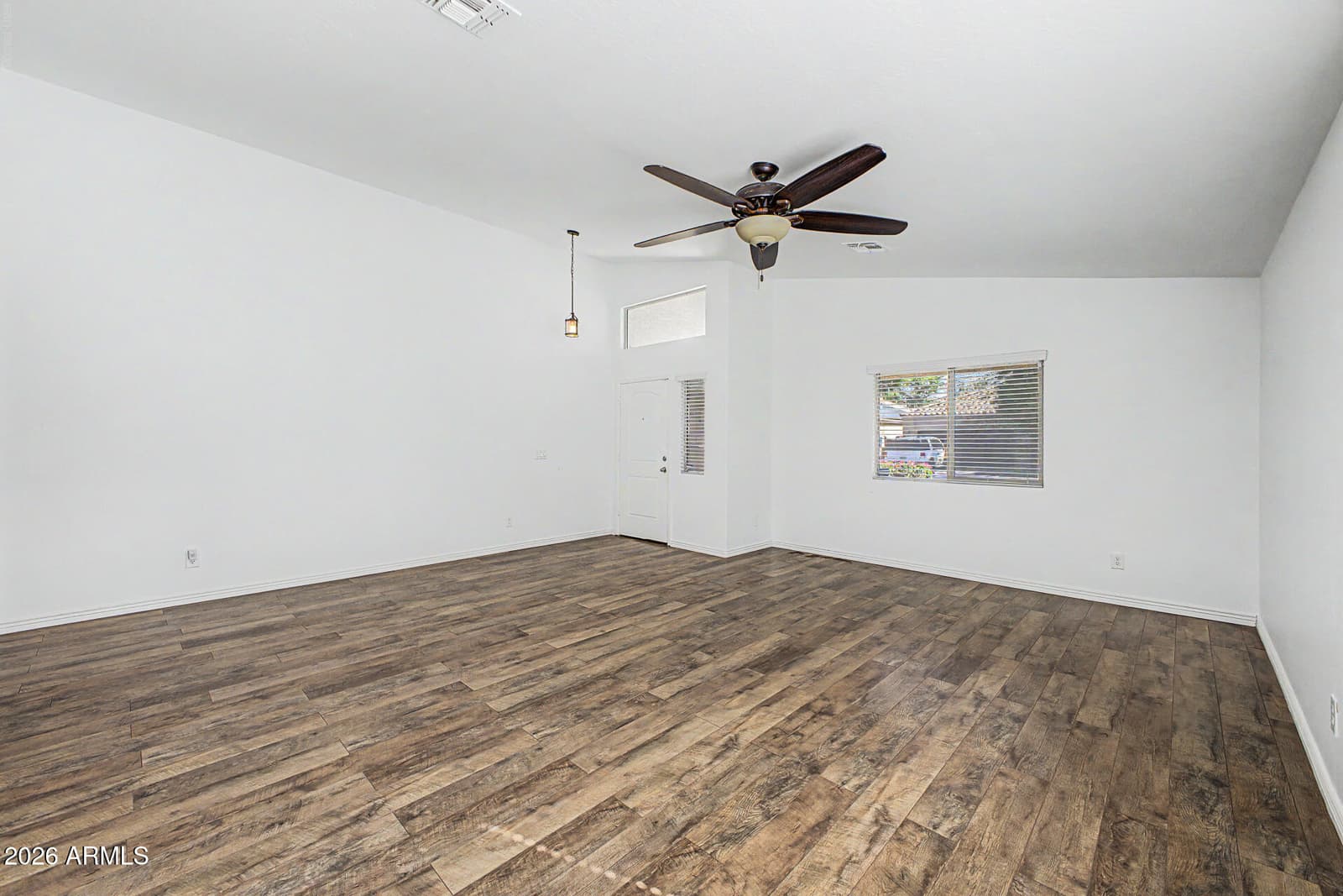 9018 W Globe Avenue, Tolleson, AZ 85353 — photo 11 of 41