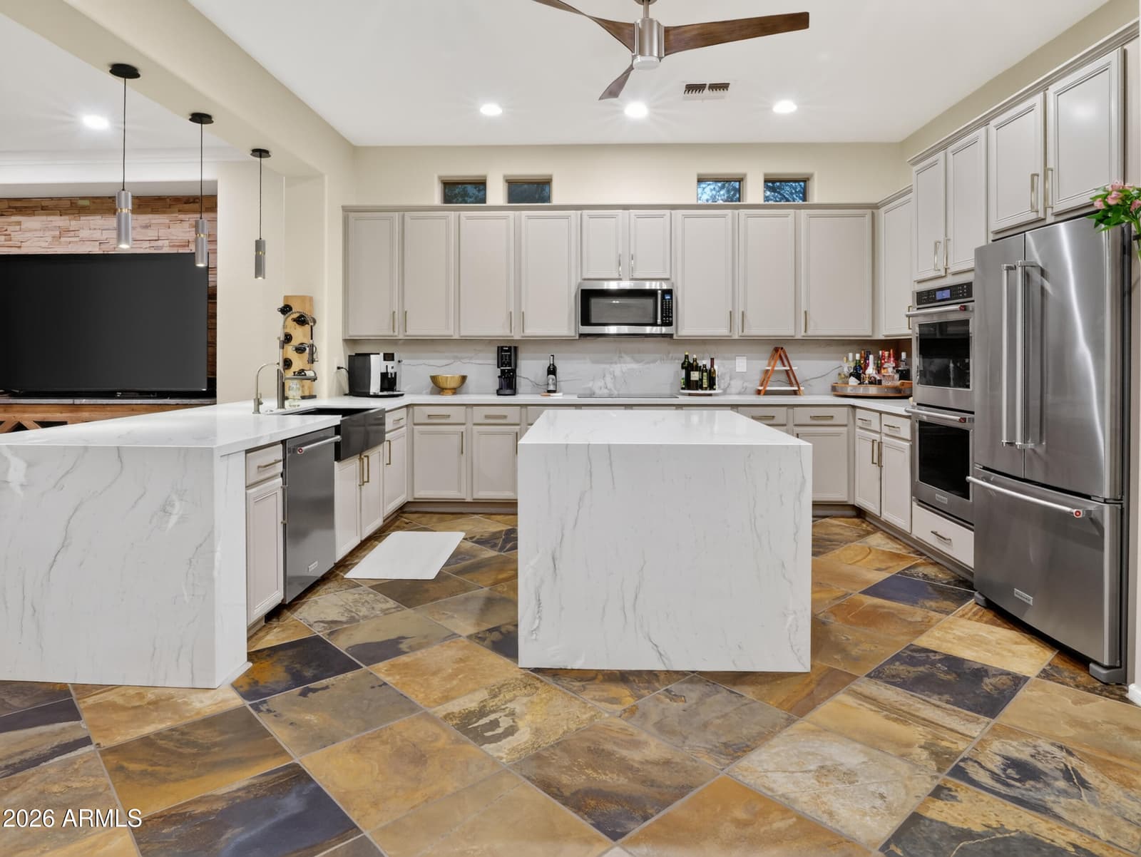 2539 W Cavalry Drive, Phoenix, AZ 85086 — photo 14 of 63