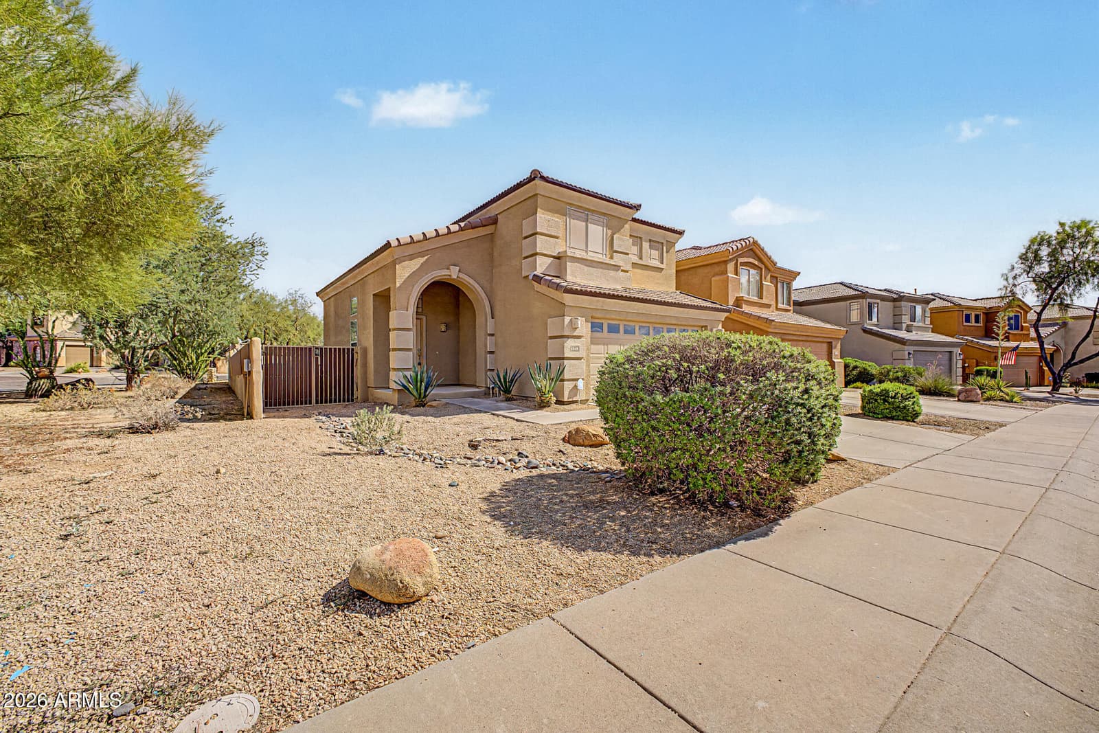 4945 E Roberta Drive, Cave Creek, AZ 85331 — photo 5 of 36