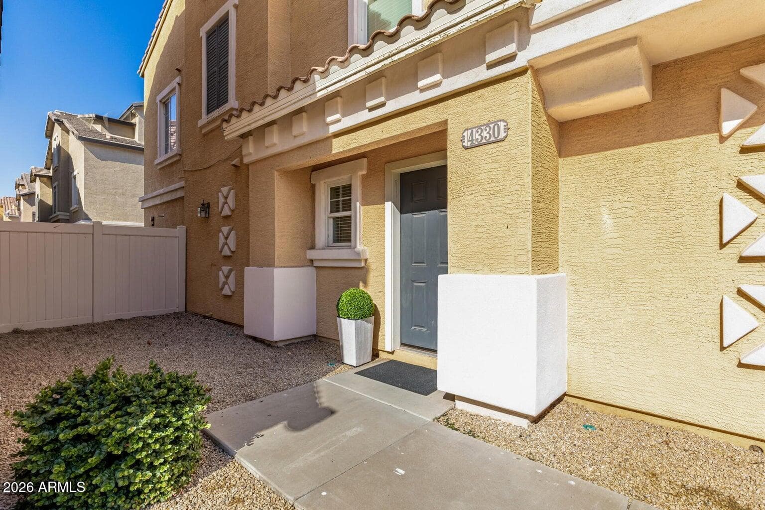 4330 E Jasper Drive, Gilbert, AZ 85296 — photo 3 of 21