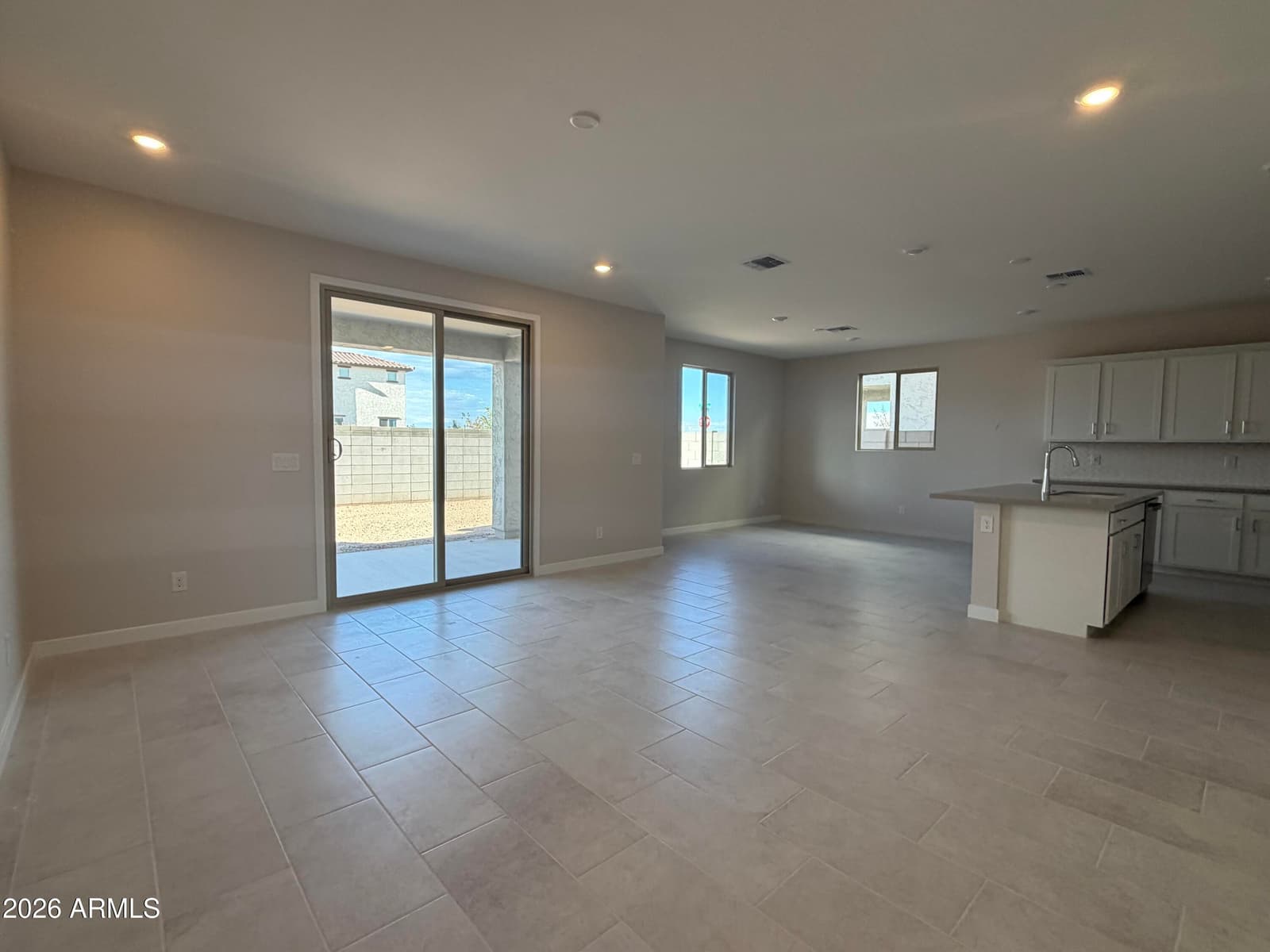 3128 S 180th Avenue, Goodyear, AZ 85338 — photo 6 of 8
