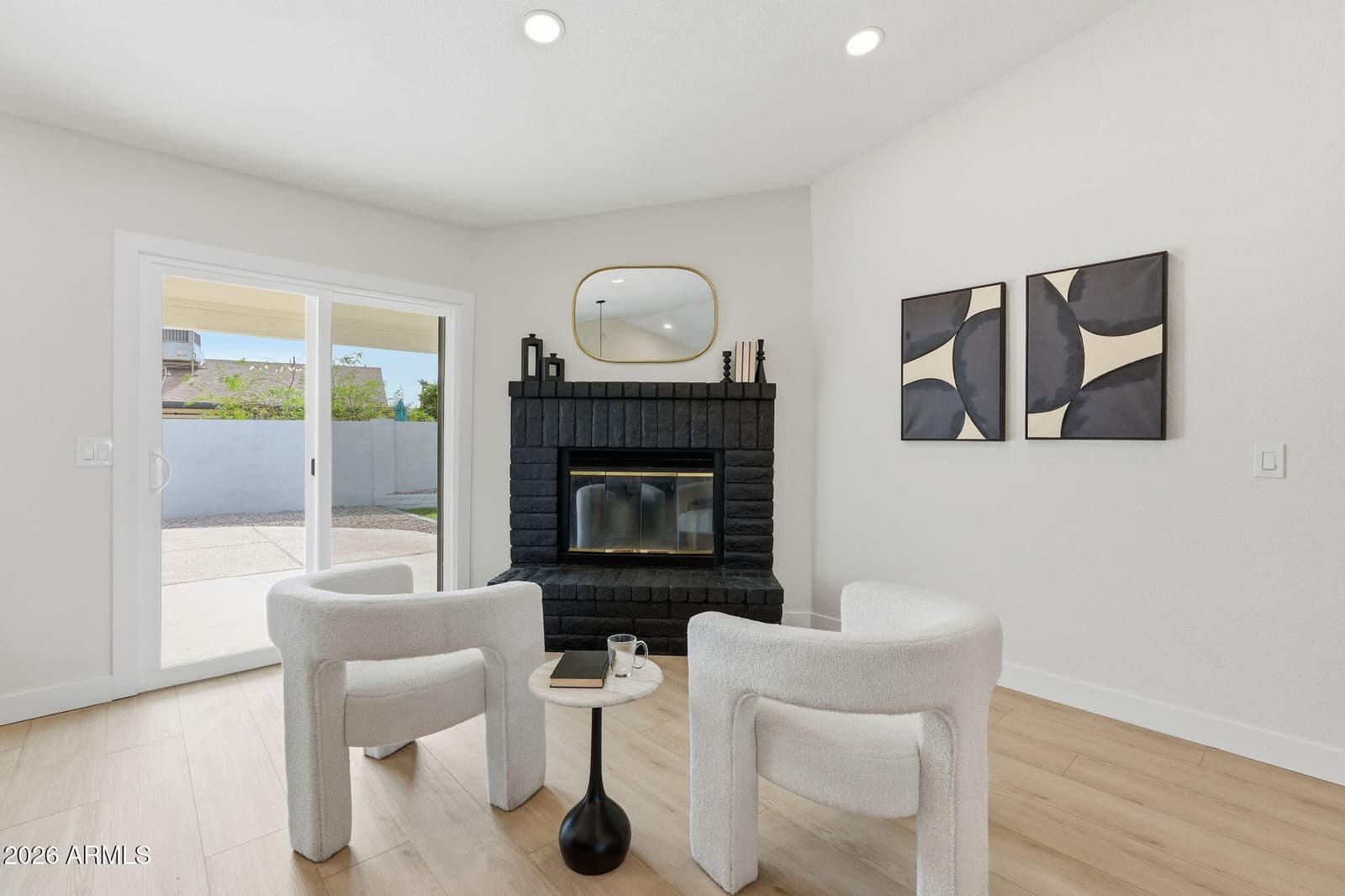 6529 S Marilyn Ann Drive, Tempe, AZ 85283 — photo 10 of 45