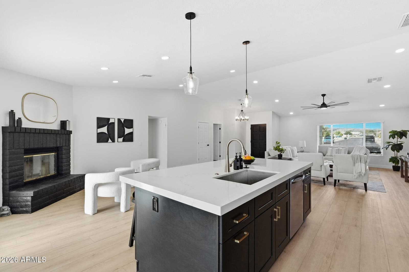 6529 S Marilyn Ann Drive, Tempe, AZ 85283 — photo 14 of 45