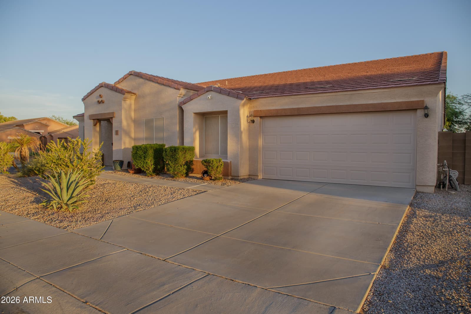 1221 W Delmonte Drive, Casa Grande, AZ 85122 — photo 2 of 22
