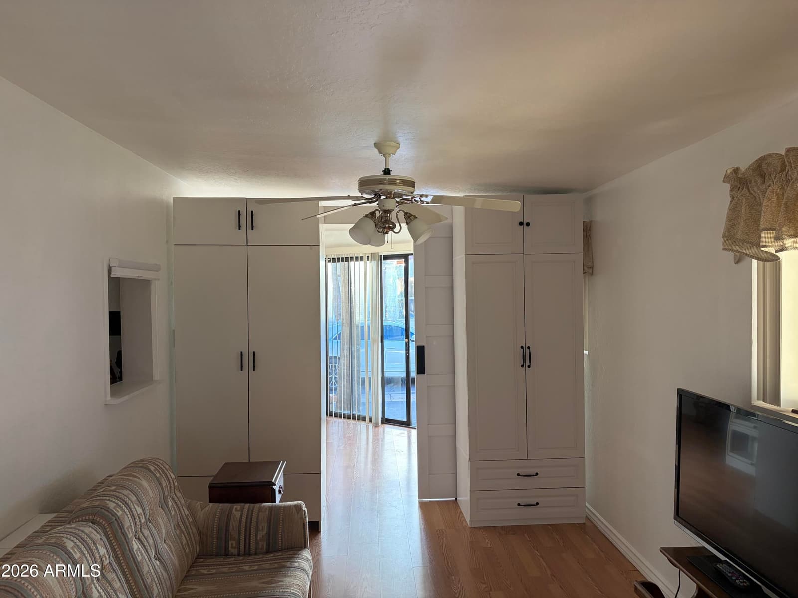 1147 S Sioux Drive, Apache Junction, AZ 85119 — photo 10 of 28