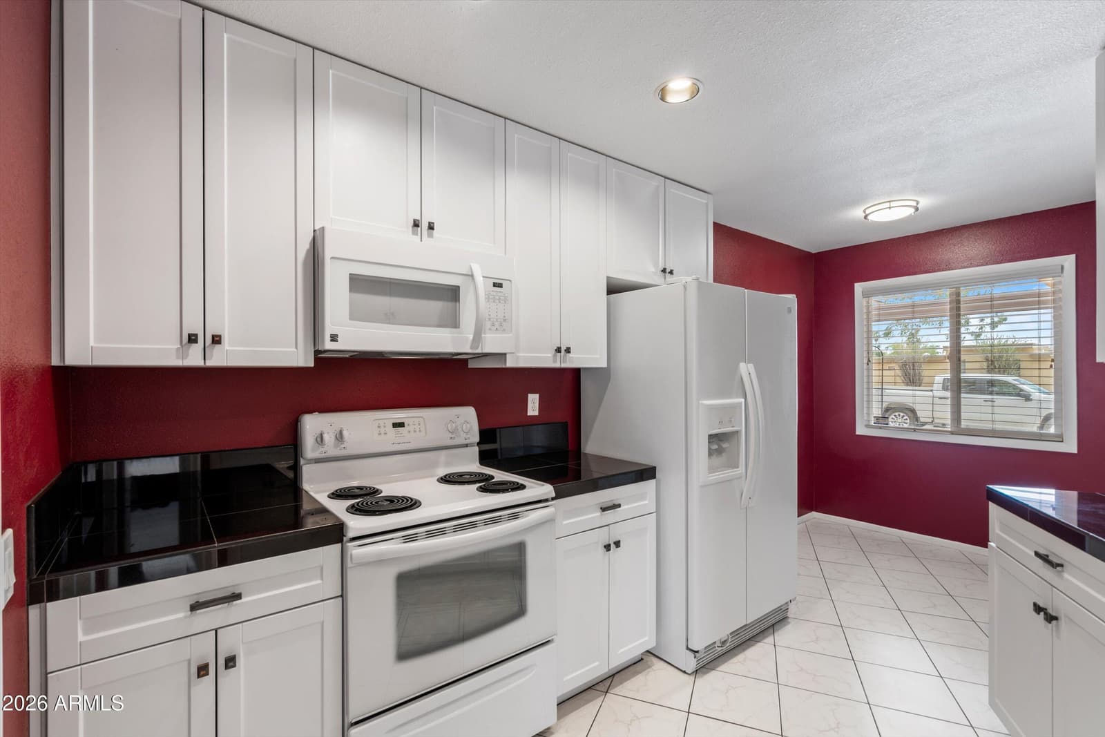 14032 N 111th Avenue, Sun City, AZ 85351 — photo 4 of 29