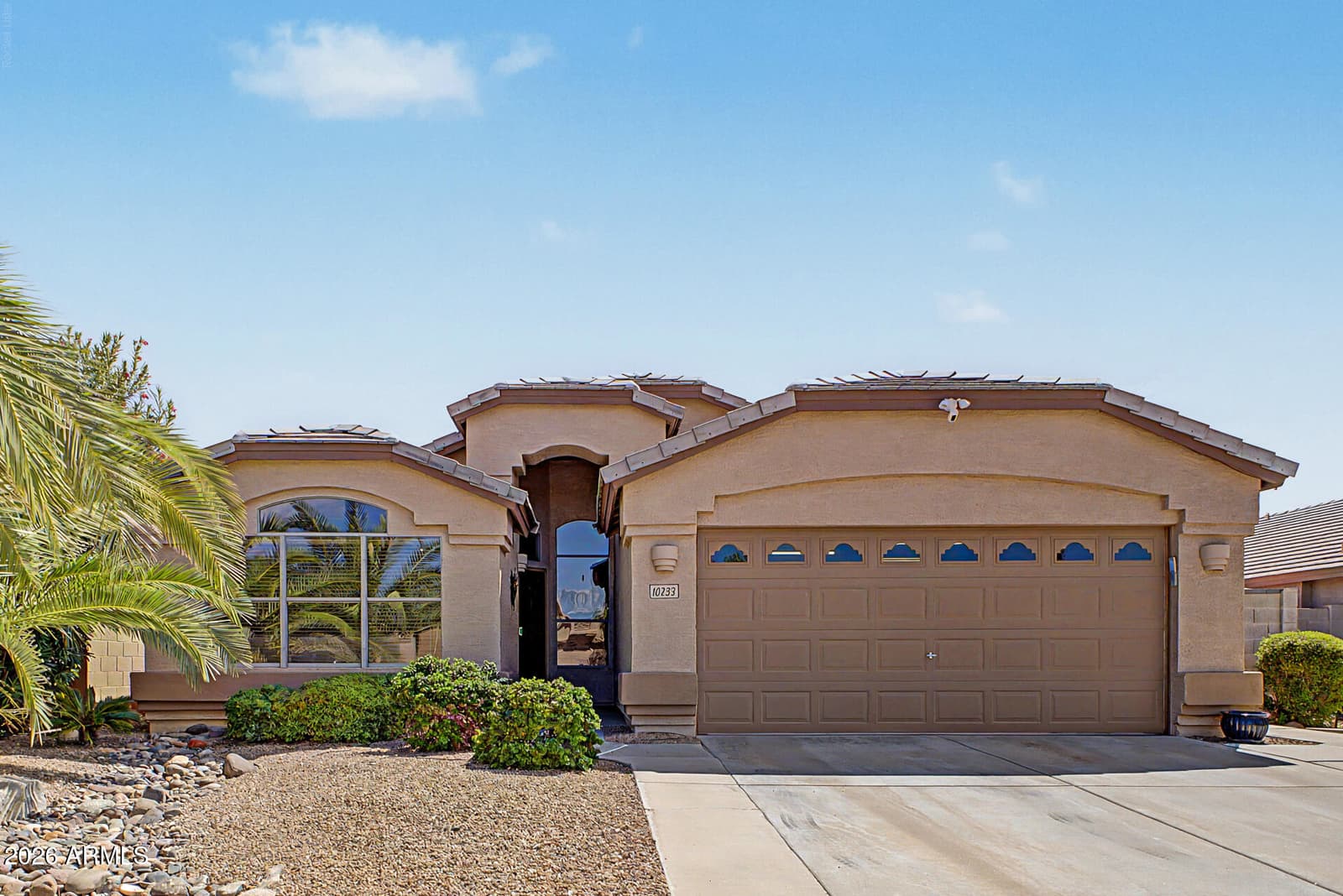 10233 W DALEY Lane, Peoria, AZ 85383
