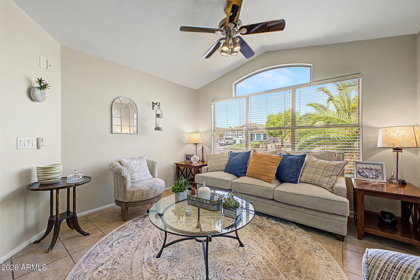 10233 W Daley Lane, Peoria, AZ 85383 — photo 4 of 40