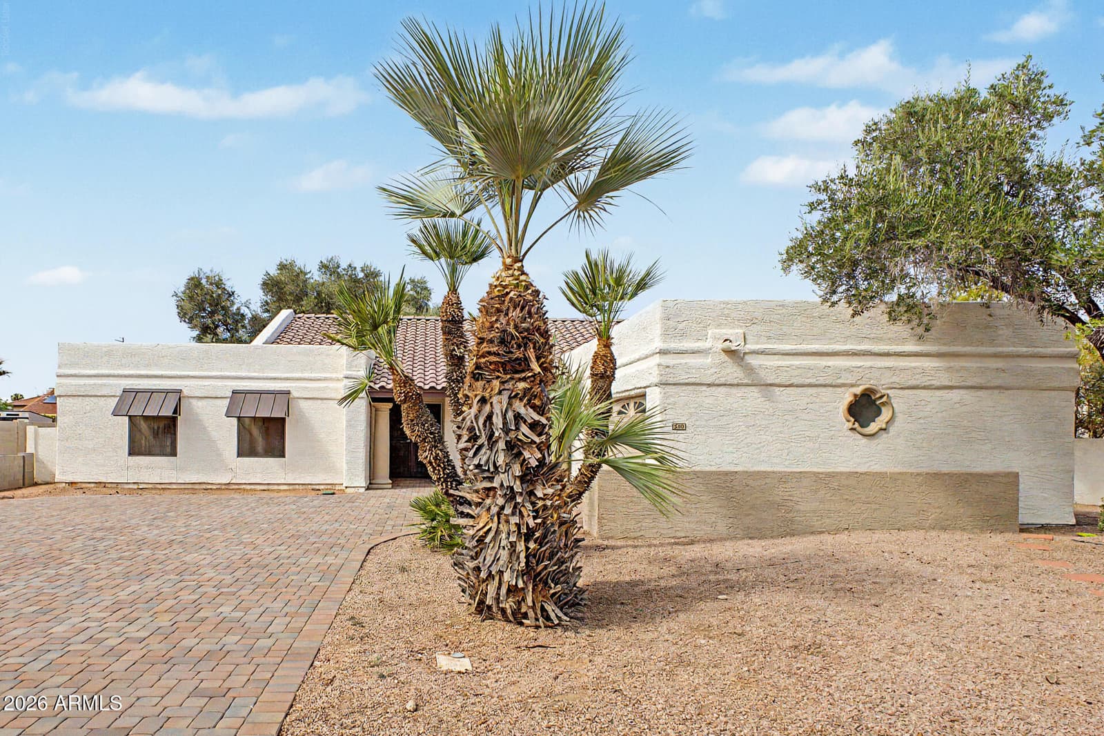 300 W Chilton Street, Chandler, AZ 85225 — photo 2 of 34