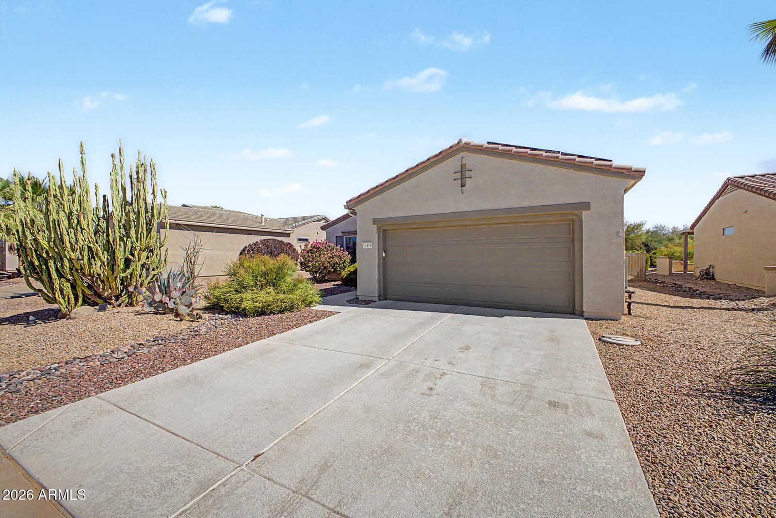19119 N Casa Blanca Way, Surprise, AZ 85387 — photo 3 of 77