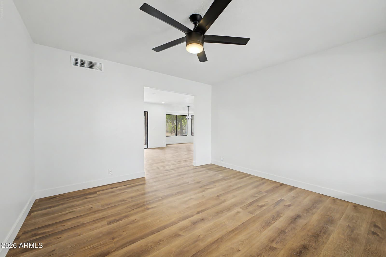 711 W Strahan Drive, Tempe, AZ 85283 — photo 5 of 28