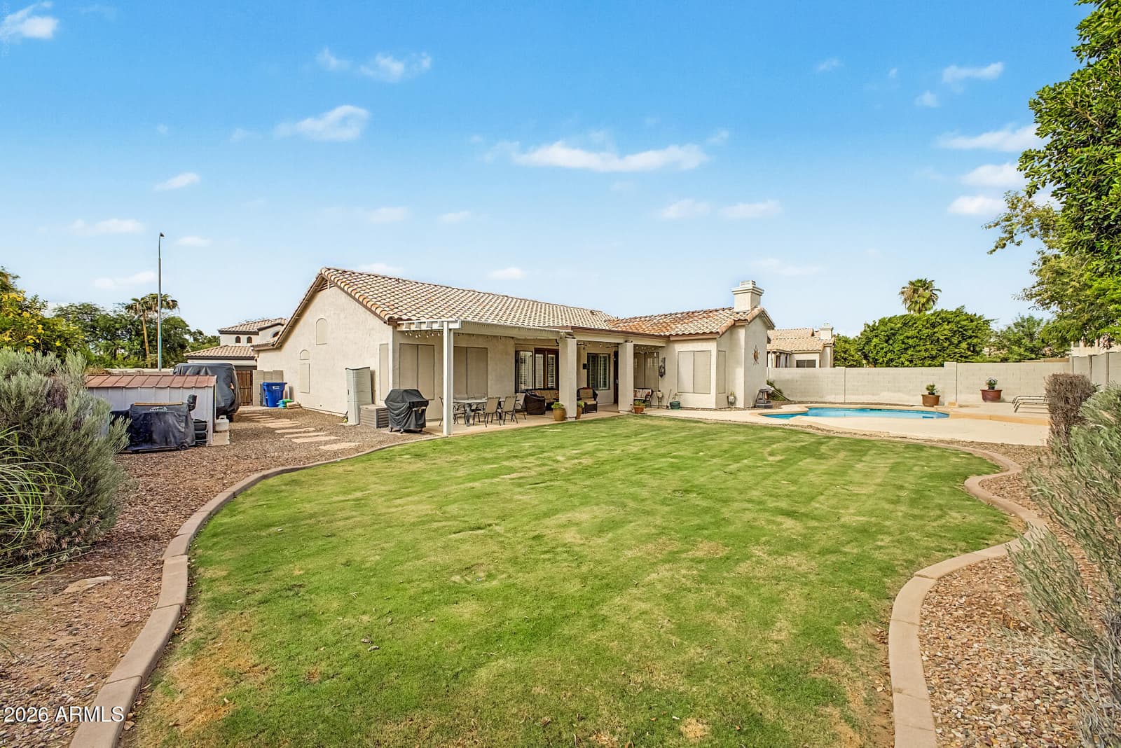 1813 W Goldfinch Way, Chandler, AZ 85286 — photo 9 of 58