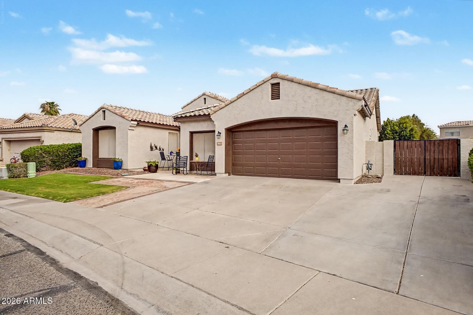 1813 W Goldfinch Way, Chandler, AZ 85286 — photo 4 of 58
