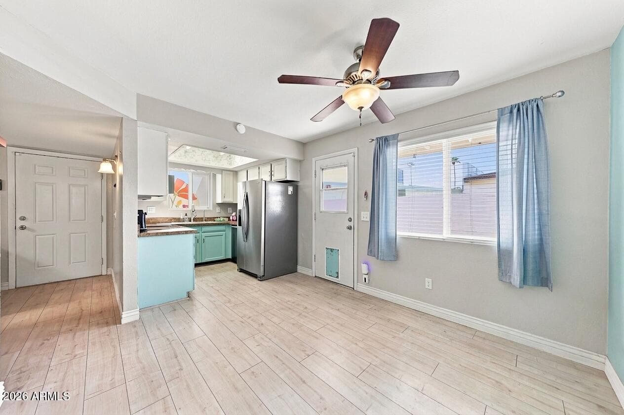 410 W Laguna Drive, Tempe, AZ 85282 — photo 15 of 34