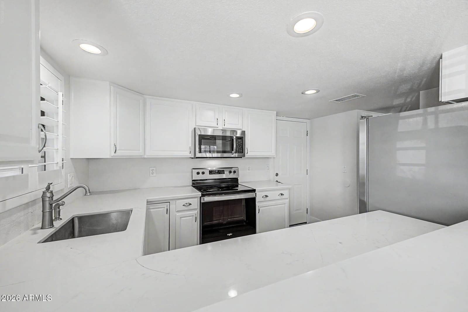 20 S Buena Vista Avenue 120, Gilbert, AZ 85296 — photo 7 of 33