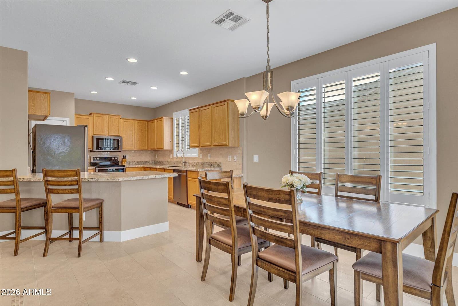 142 W Raven Drive, Chandler, AZ 85286 — photo 9 of 34