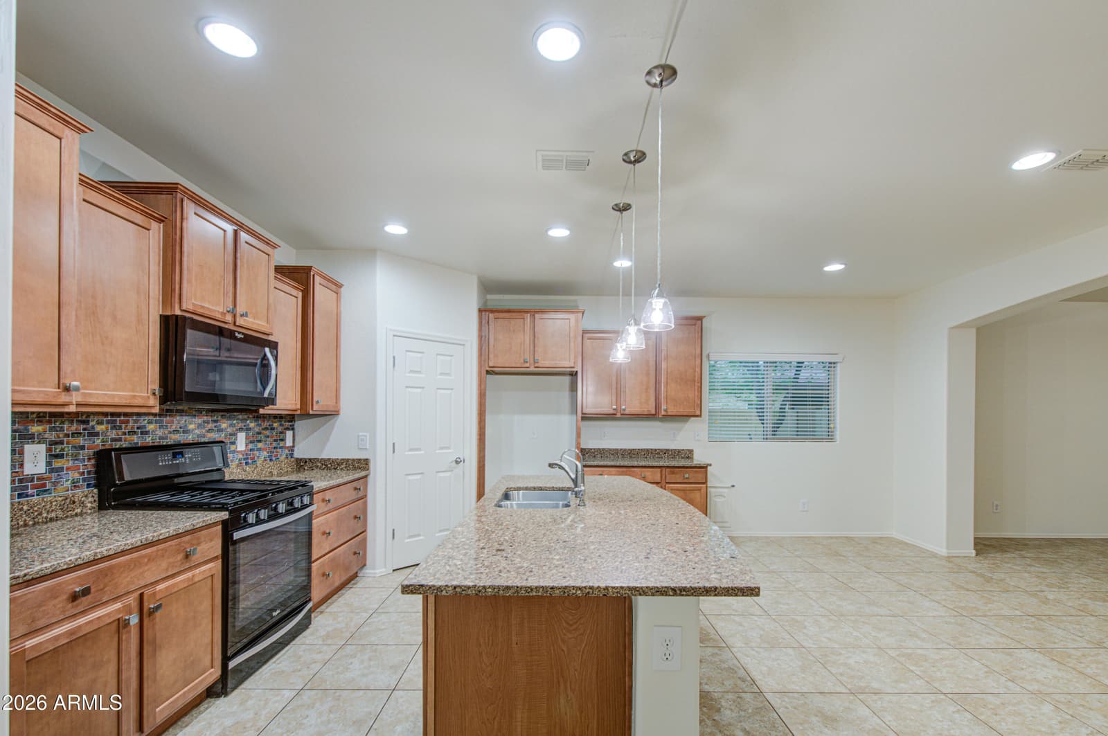 17517 W Pinnacle Vista Drive, Surprise, AZ 85387 — photo 8 of 49