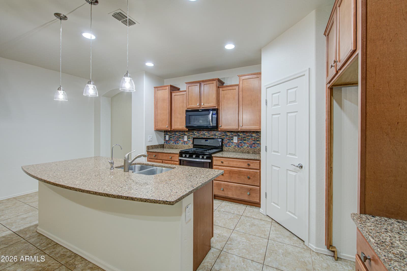 17517 W Pinnacle Vista Drive, Surprise, AZ 85387 — photo 14 of 49