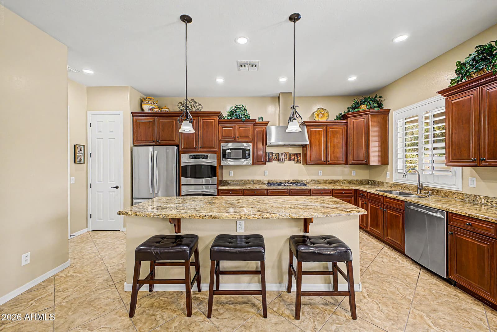 5195 S Opal Place, Chandler, AZ 85249 — photo 9 of 56