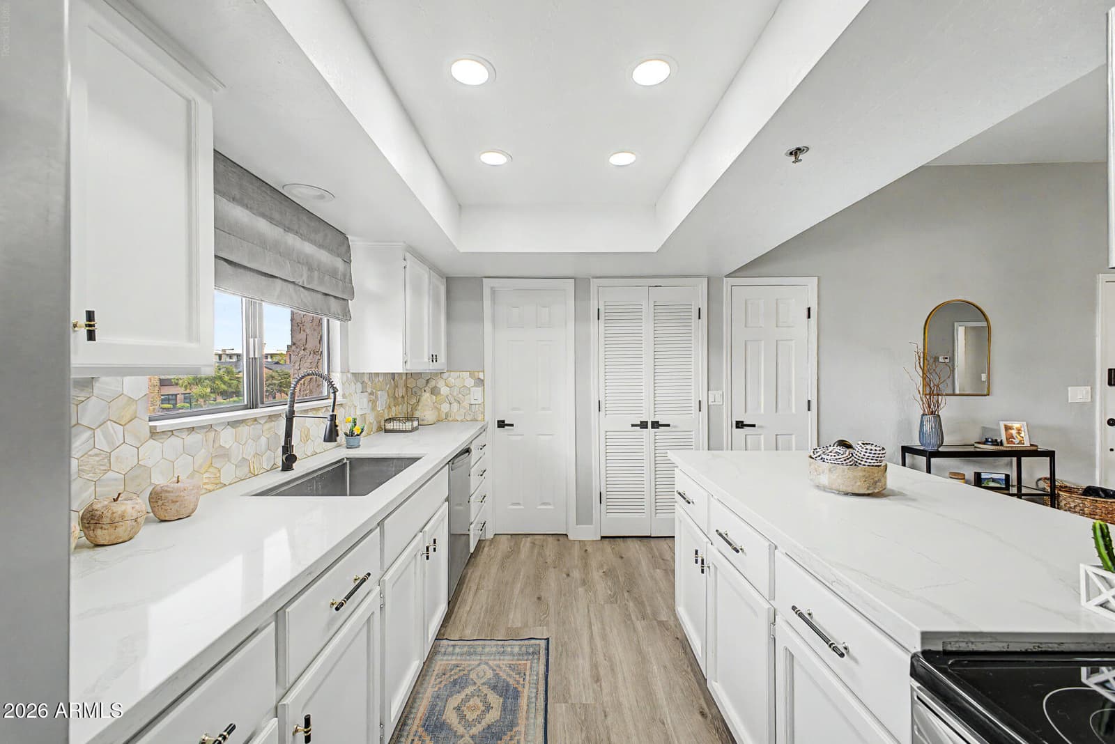 3031 N Civic Center Plaza 302, Scottsdale, AZ 85251 — photo 10 of 40