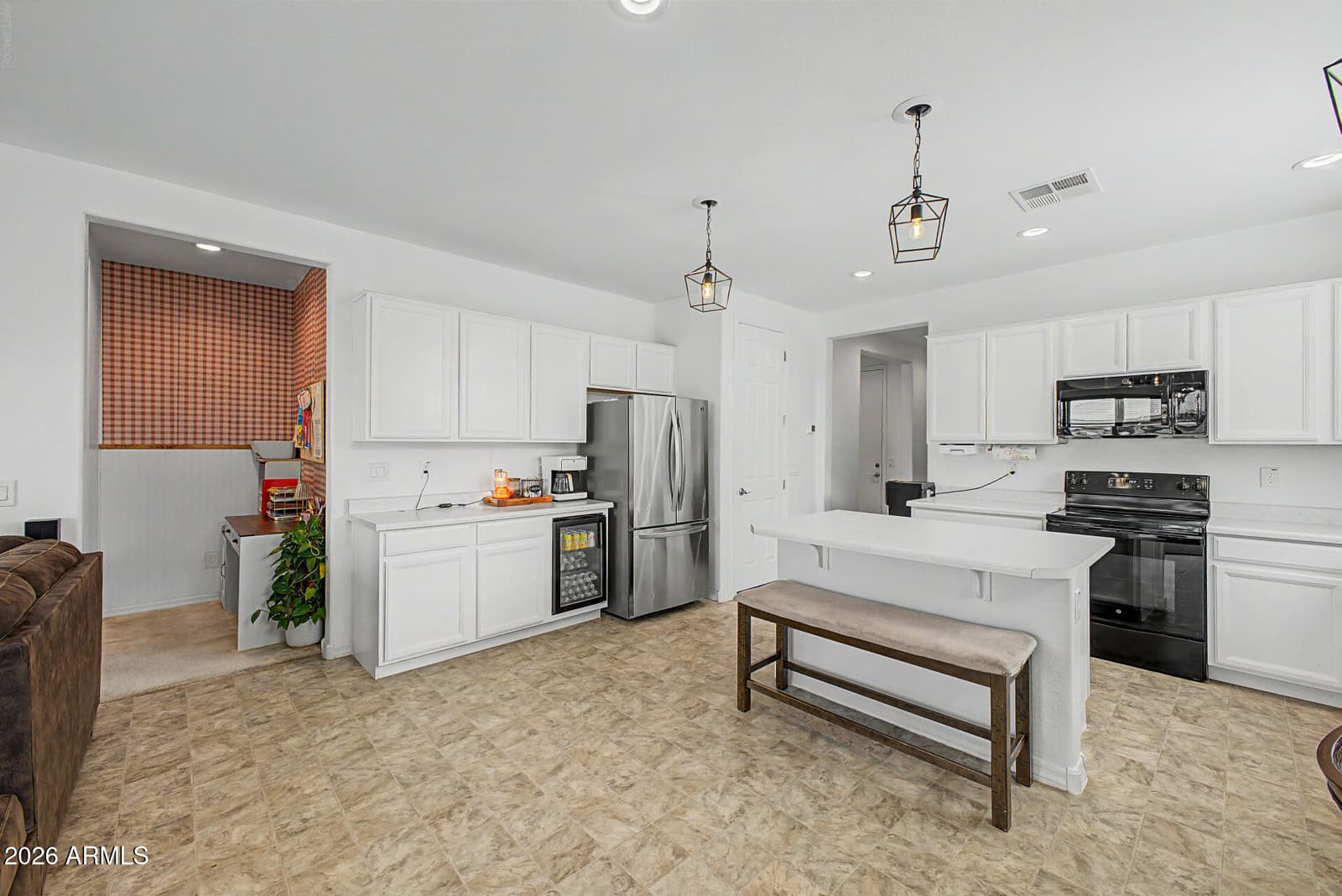 976 W Sullivan Avenue, Coolidge, AZ 85128 — photo 11 of 31