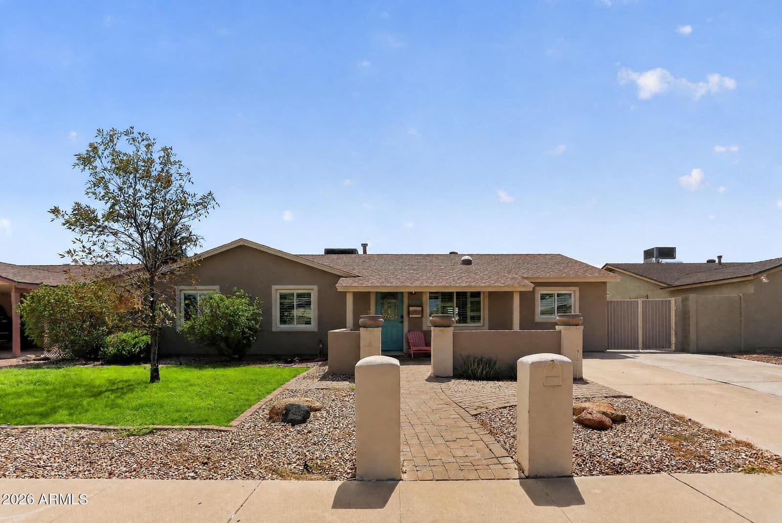 3629 E Winchcomb Drive, Phoenix, AZ 85032 — photo 6 of 32