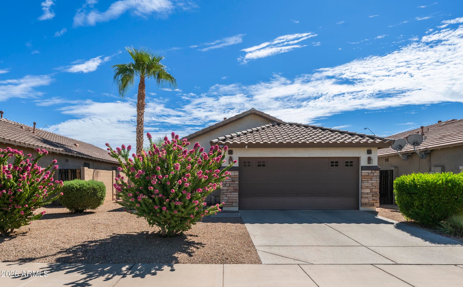 14767 N 139th Lane, Surprise, AZ 85379 — photo 2 of 27