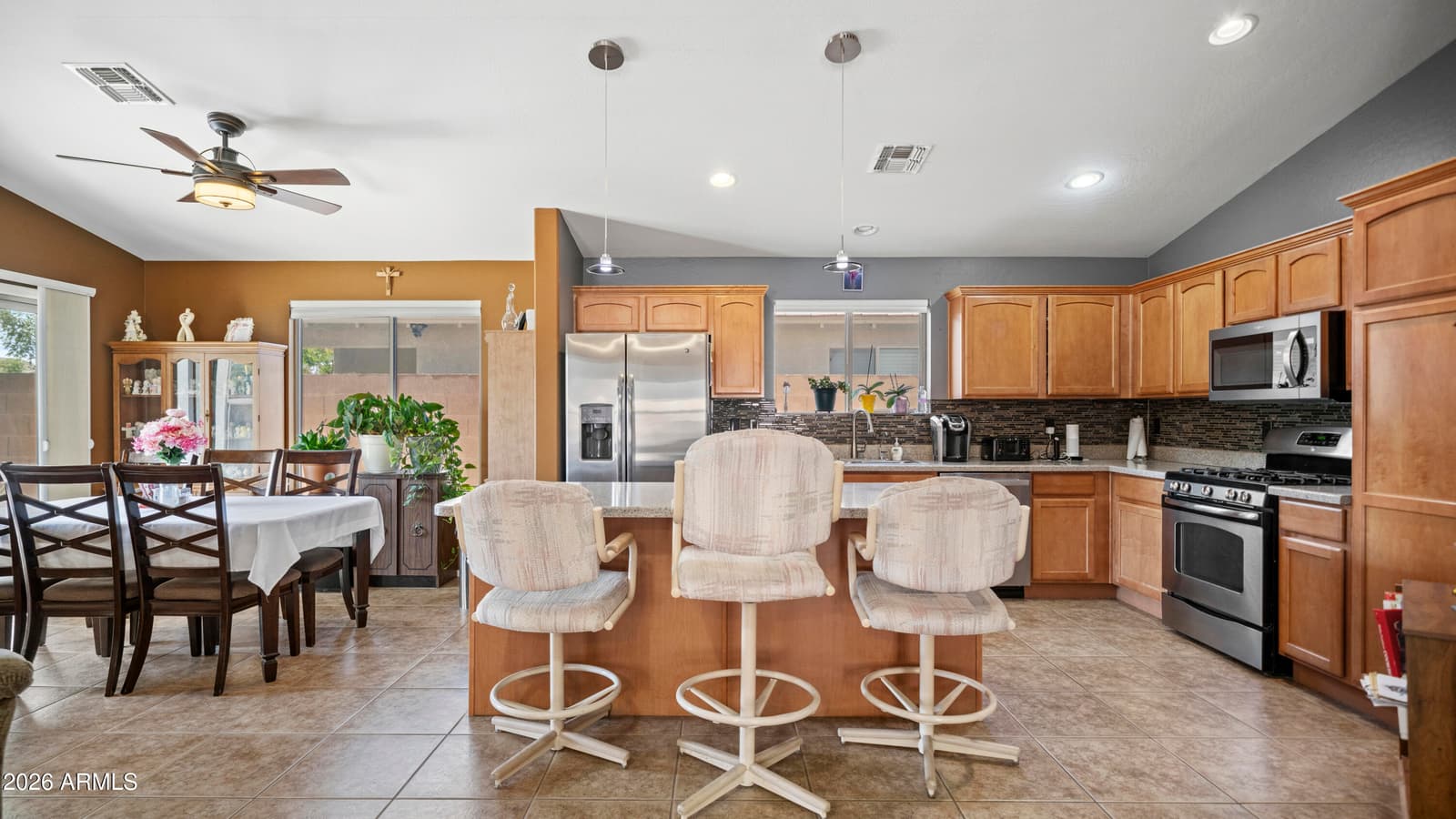 14767 N 139th Lane, Surprise, AZ 85379 — photo 8 of 27