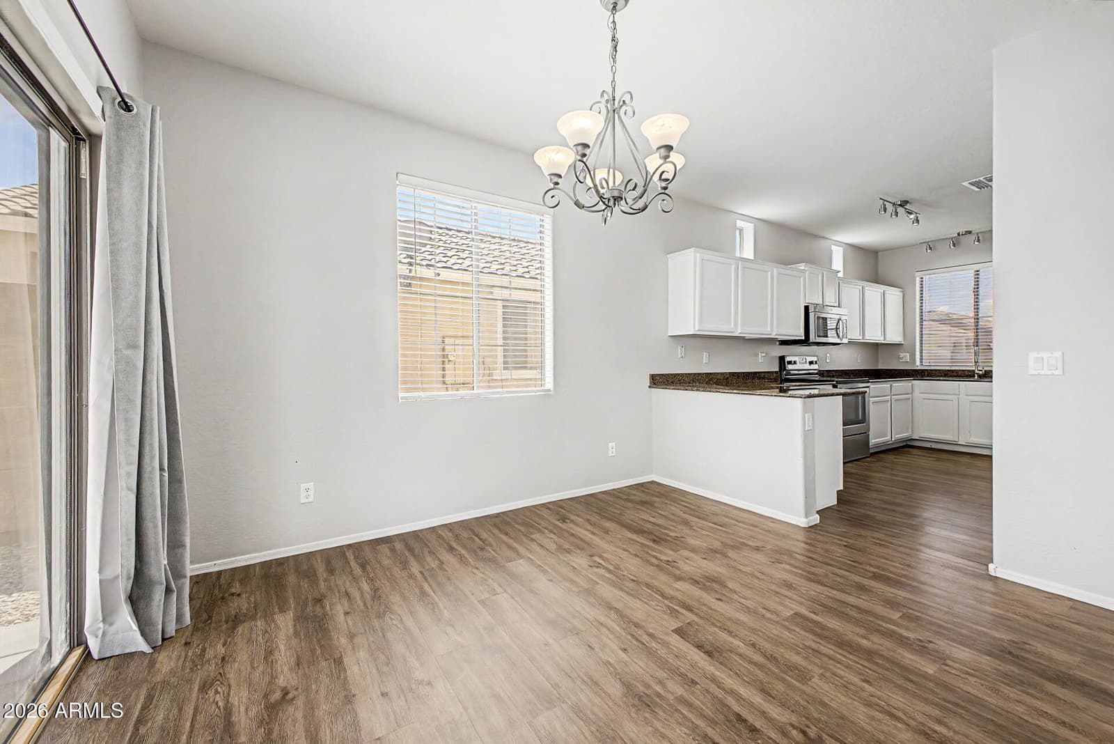 889 E Stottler Drive, Gilbert, AZ 85296 — photo 12 of 35