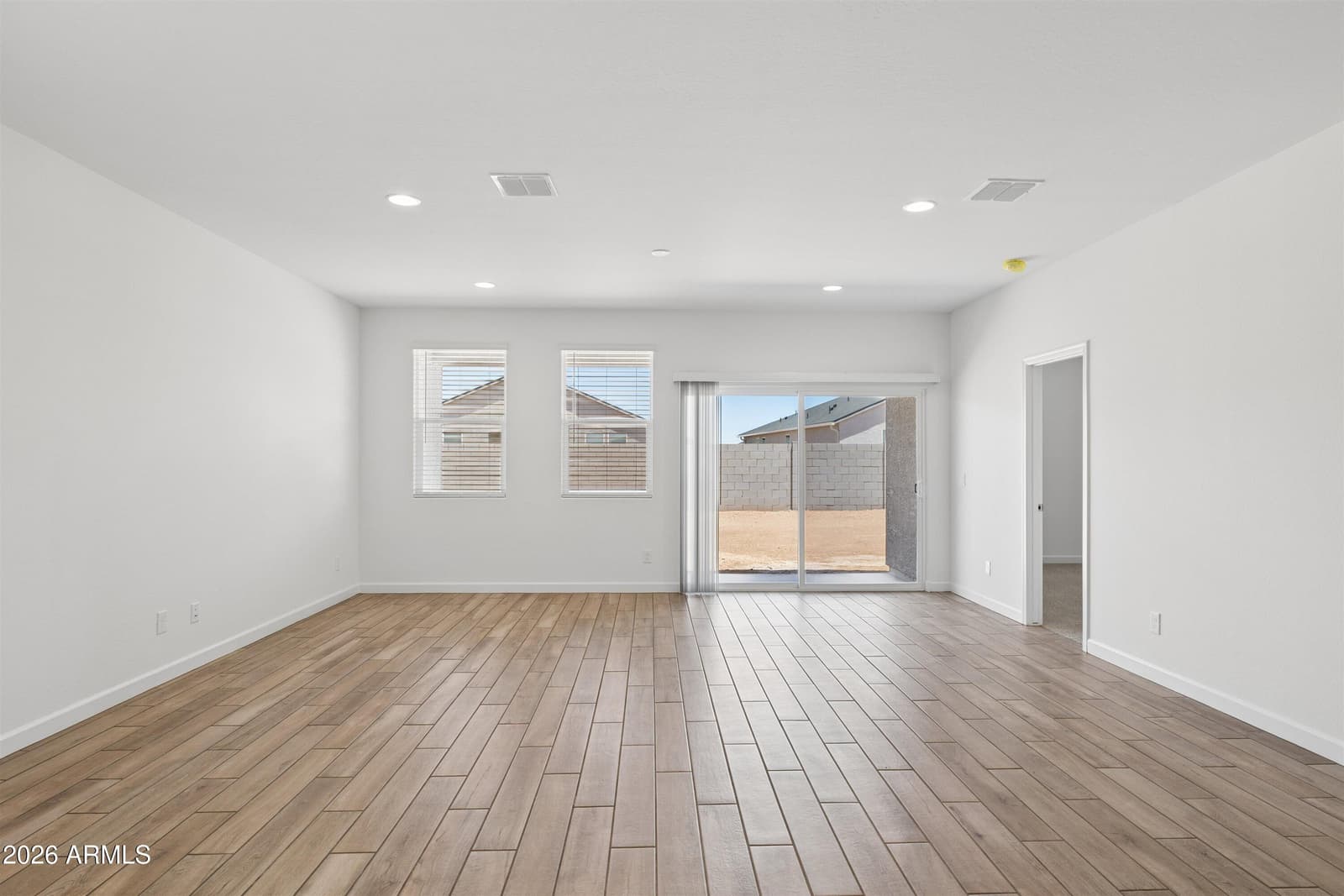 3159 W Sonrisa Avenue, Apache Junction, AZ 85120 — photo 5 of 37