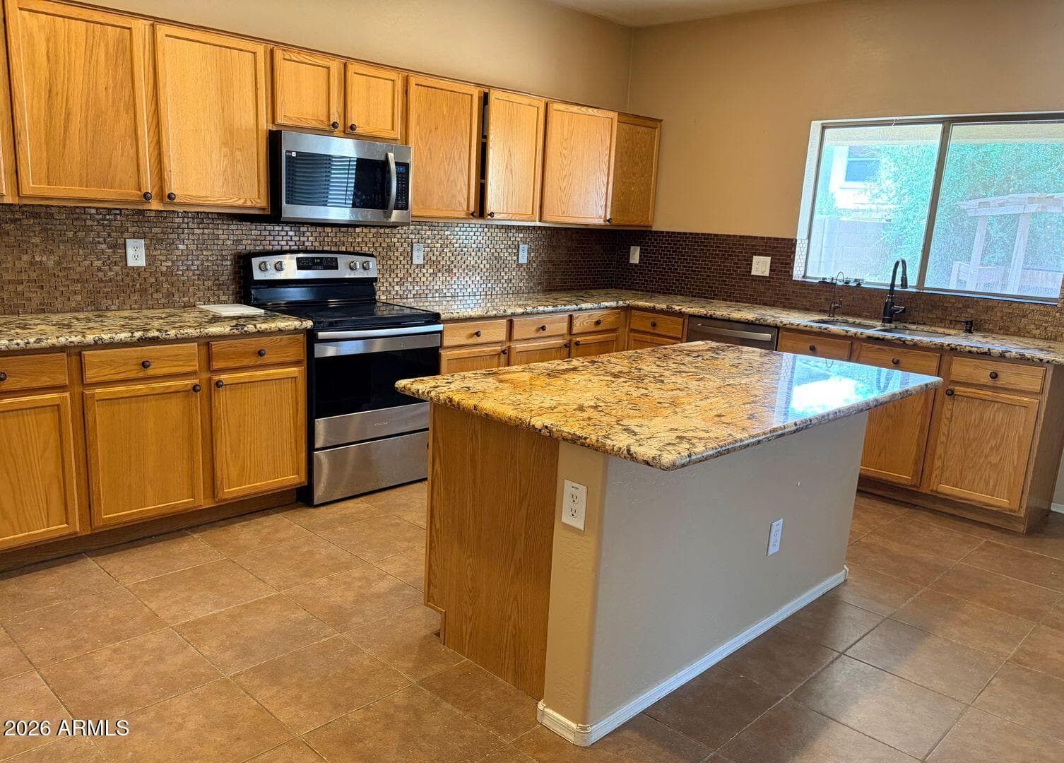 43236 W Wild Horse Trail, Maricopa, AZ 85138 — photo 8 of 26