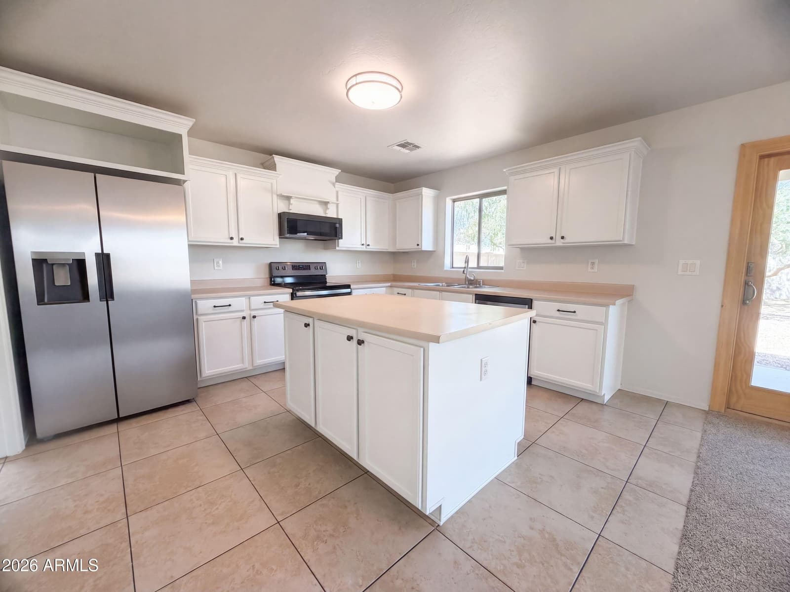 544 E Christopher Street, San Tan Valley, AZ 85140 — photo 2 of 17
