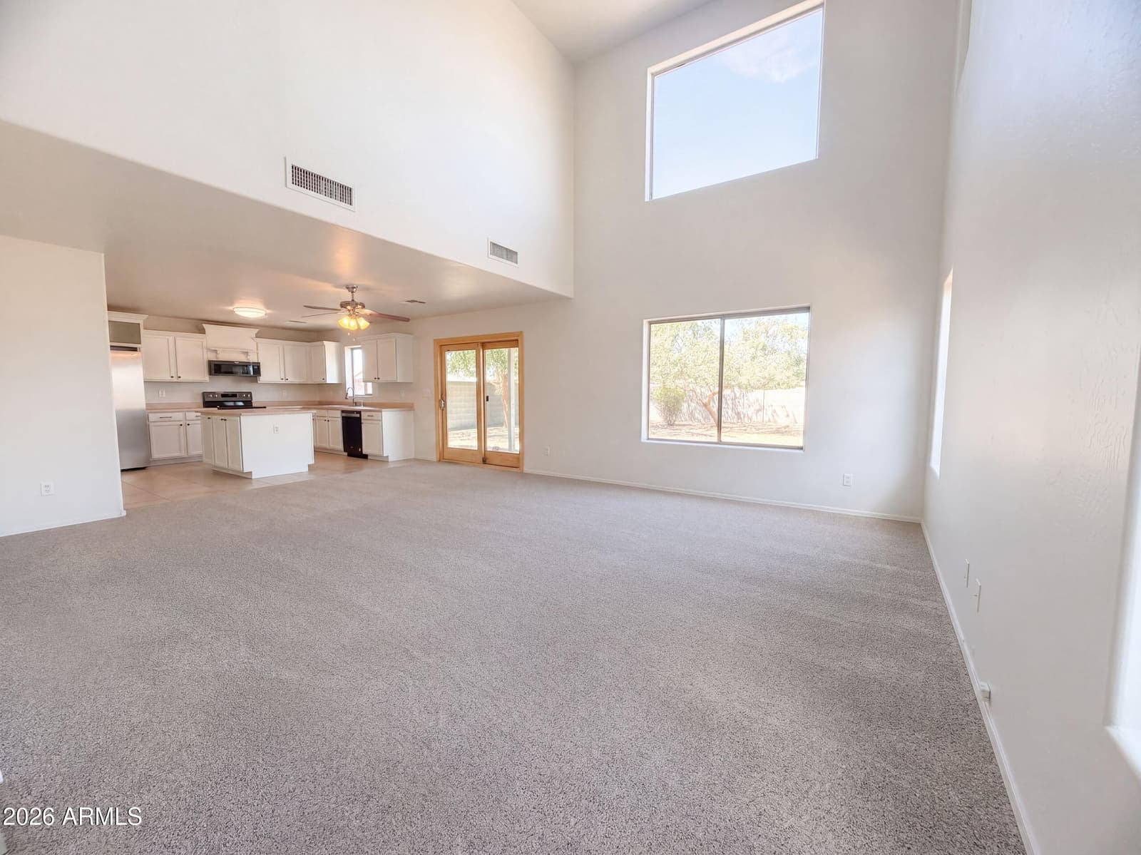 544 E Christopher Street, San Tan Valley, AZ 85140 — photo 6 of 17