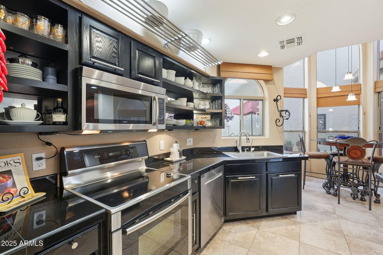 8762 E Sandtrap Court, Gold Canyon, AZ 85118 — photo 14 of 60