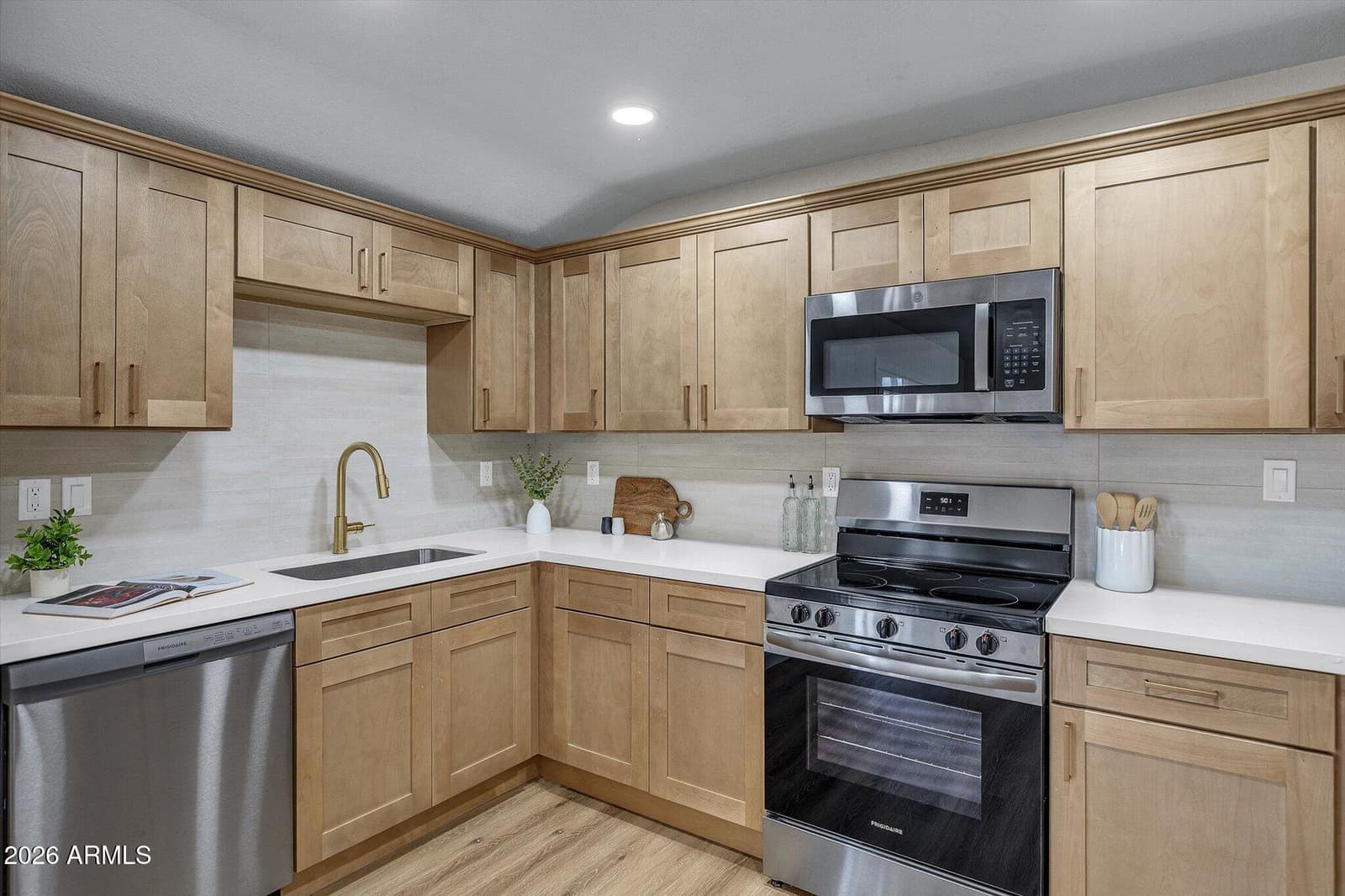 10418 E Albany Street, Apache Junction, AZ 85120 — photo 11 of 23