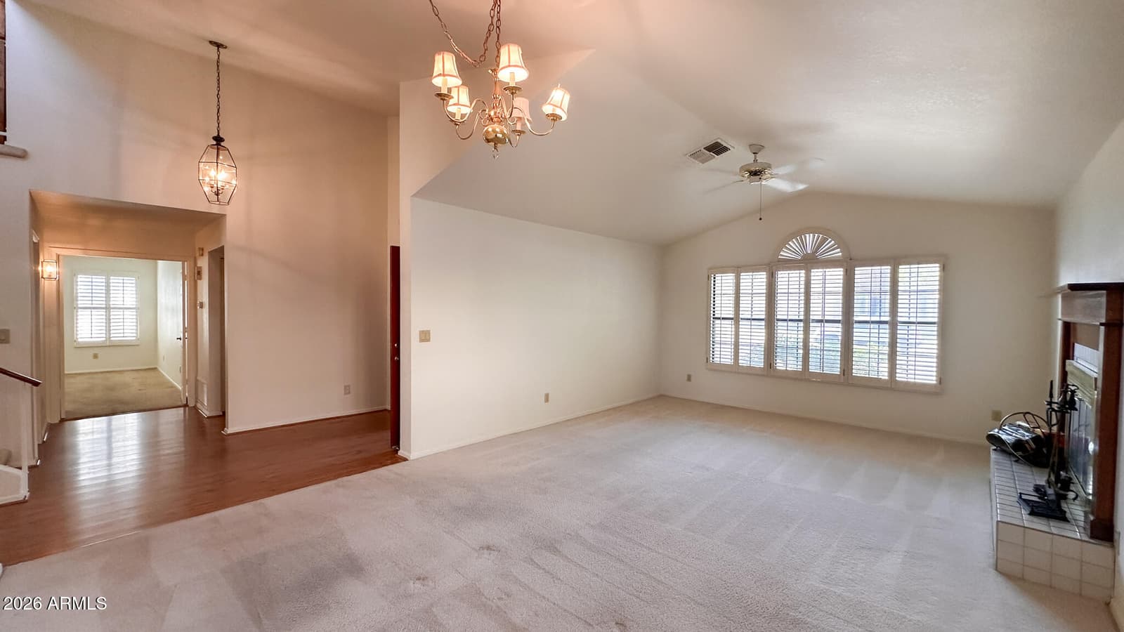 6951 W Kristal Way, Glendale, AZ 85308 — photo 4 of 31