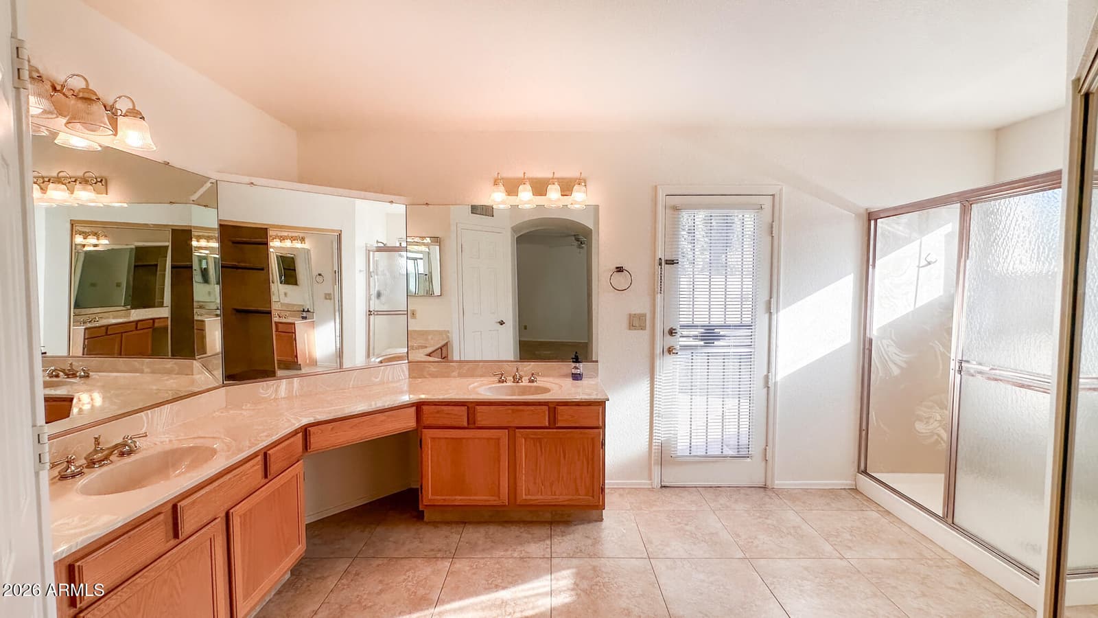 6951 W Kristal Way, Glendale, AZ 85308 — photo 8 of 31