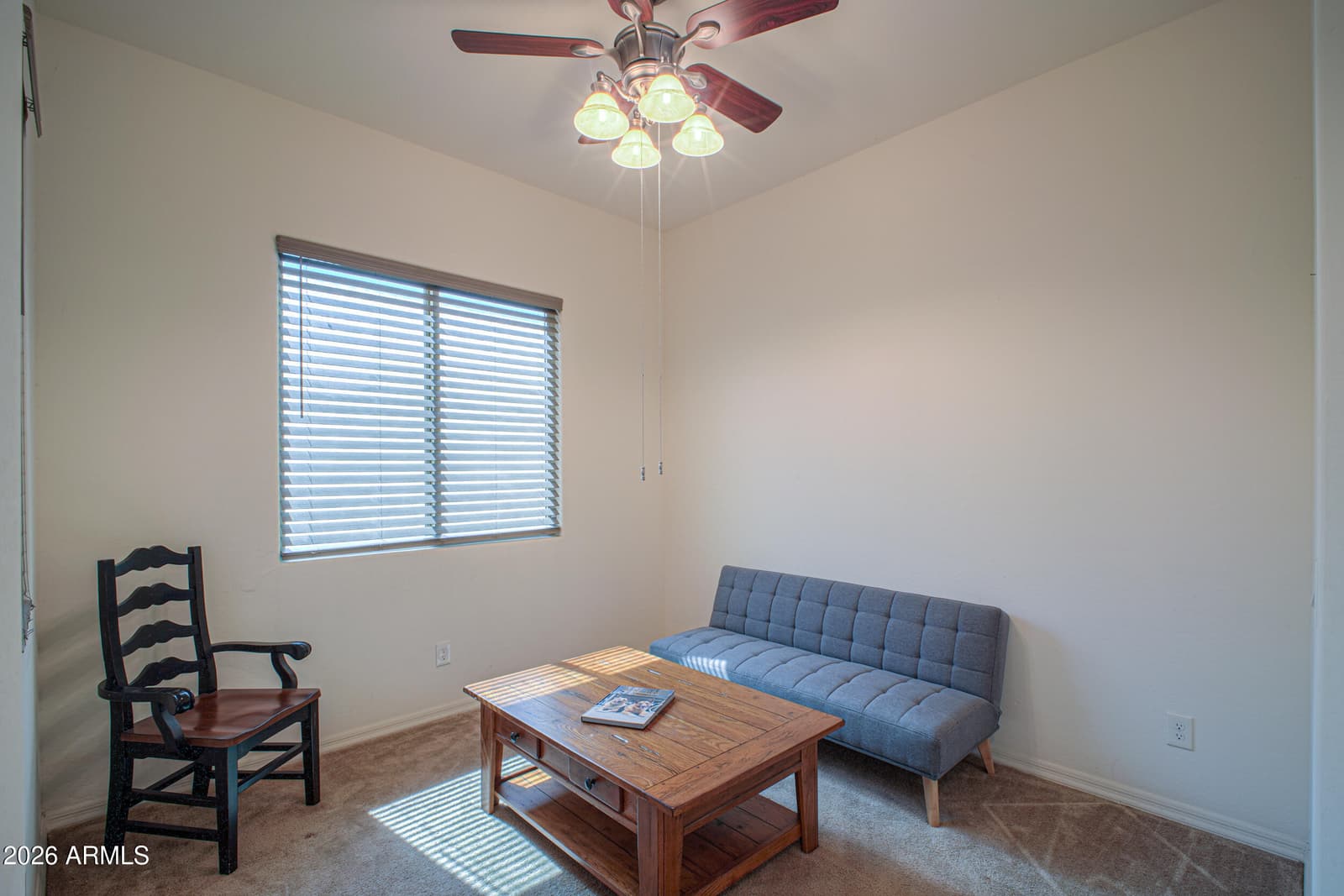 305 N Rainbow Way, Casa Grande, AZ 85194 — photo 10 of 47