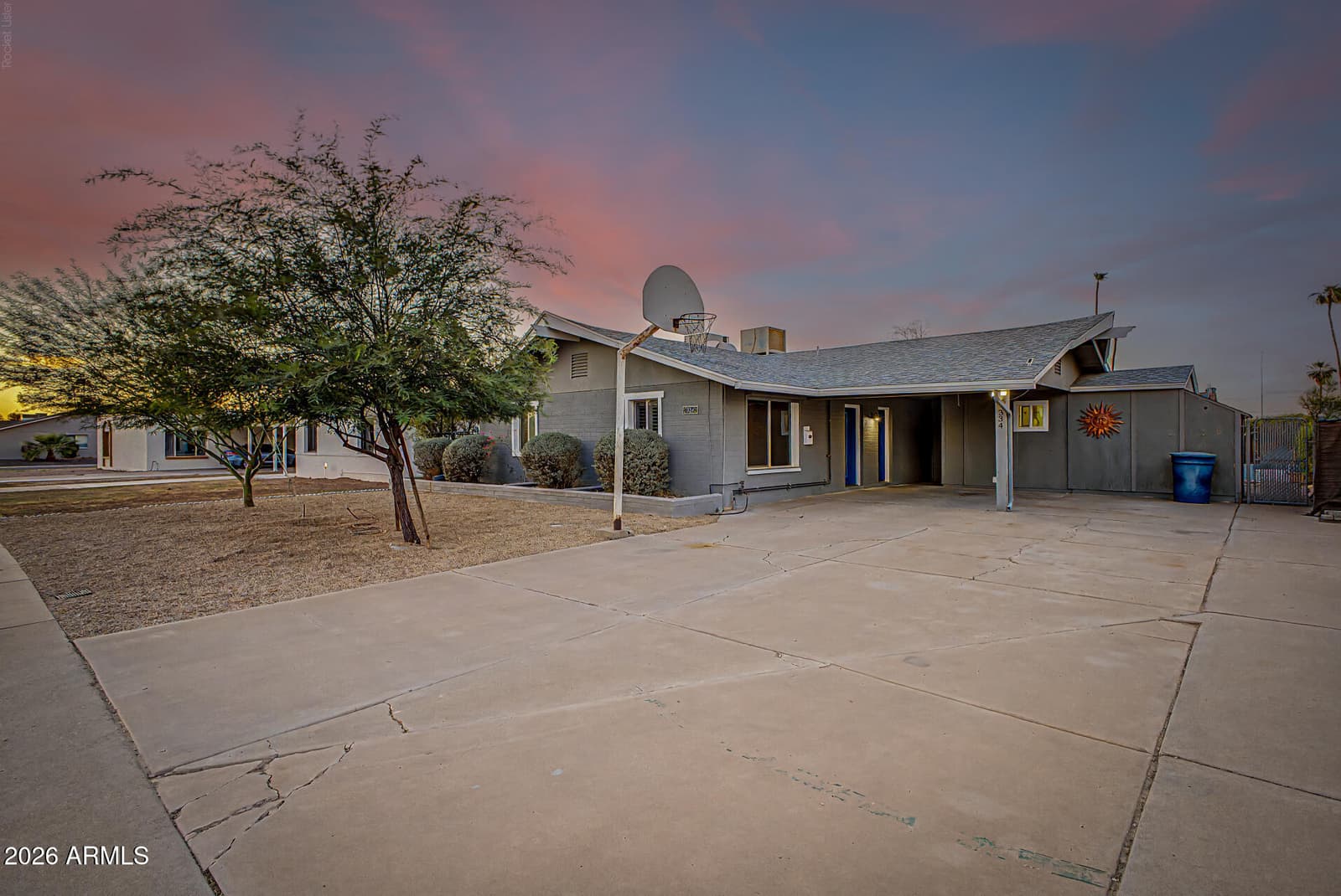 334 W Riviera Drive, Tempe, AZ 85282 — photo 5 of 43
