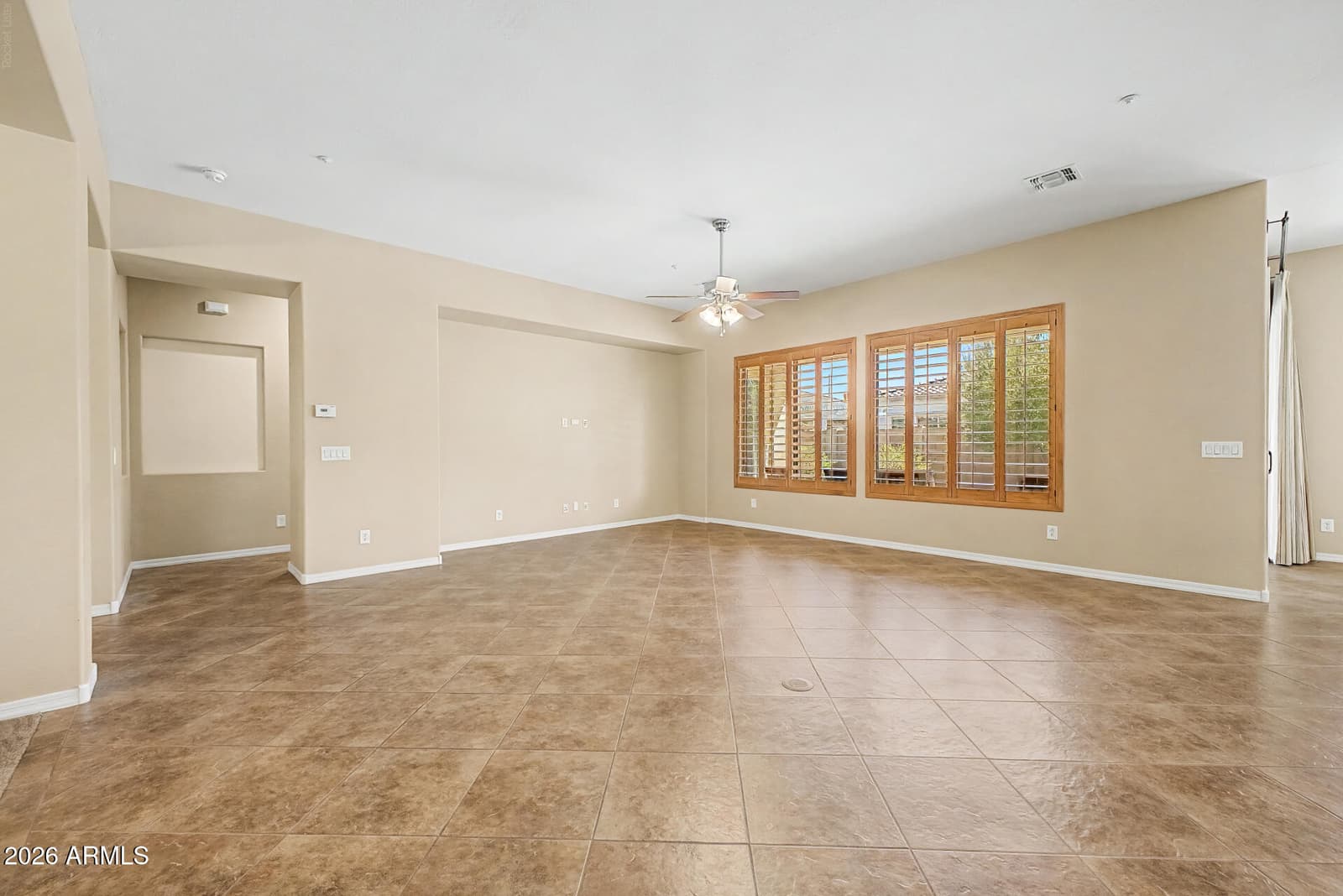 6587 S Martingale Road, Gilbert, AZ 85298 — photo 8 of 56