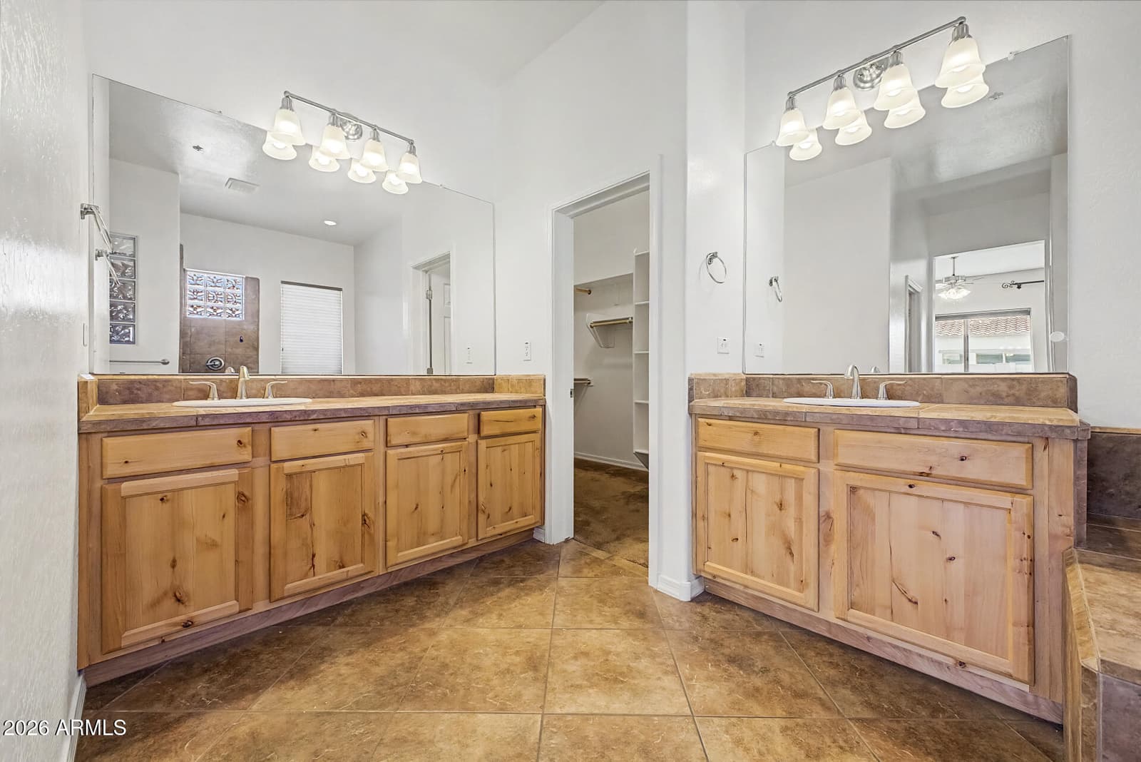 6587 S Martingale Road, Gilbert, AZ 85298 — photo 23 of 56