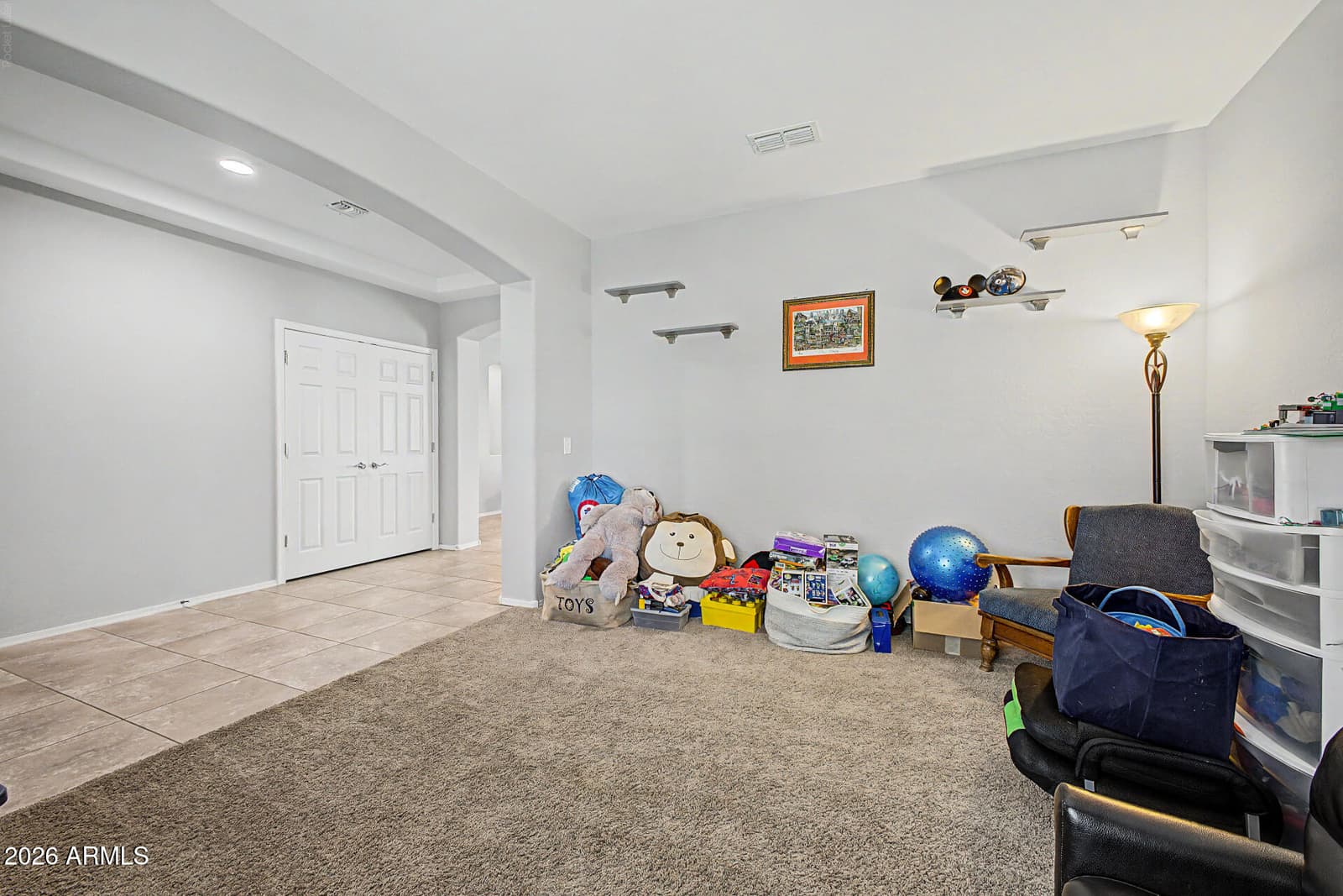 17433 W Oberlin Way, Surprise, AZ 85387 — photo 4 of 21
