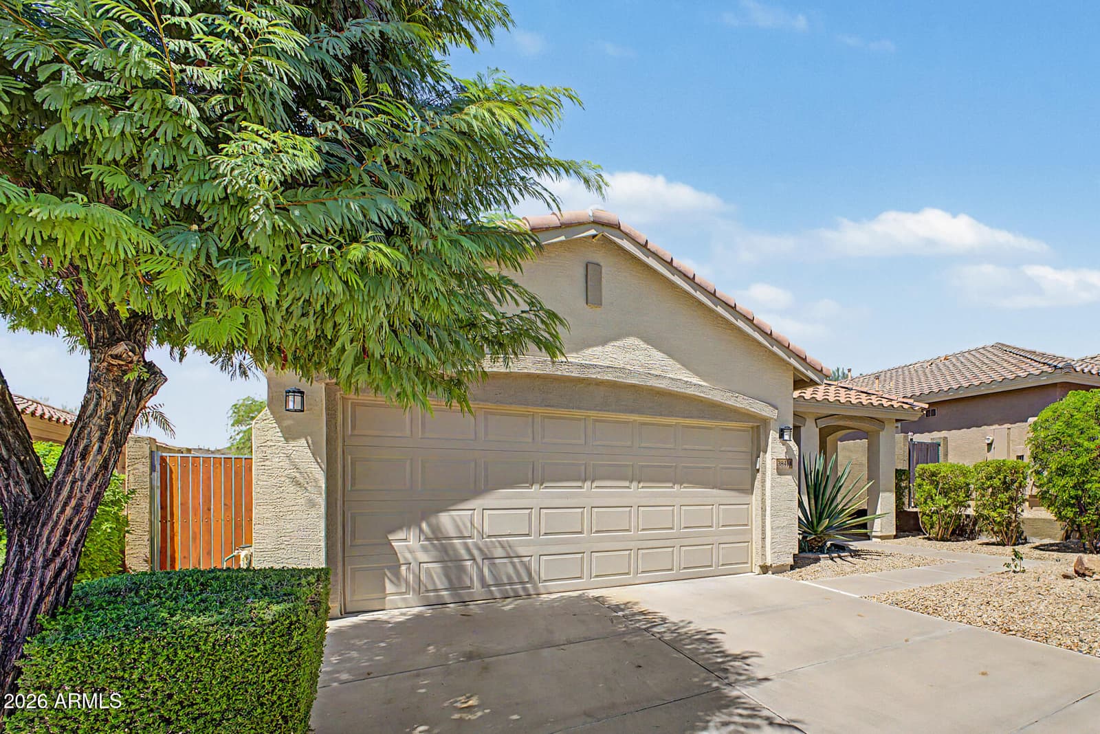 38414 N Pagoda Lane, Phoenix, AZ 85086 — photo 4 of 46