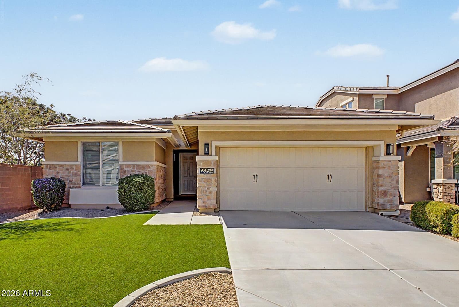 2354 S Banning Street, Gilbert, AZ 85295 — photo 2 of 34