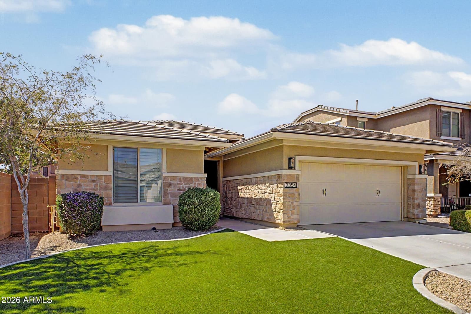 2354 S Banning Street, Gilbert, AZ 85295 — photo 3 of 34