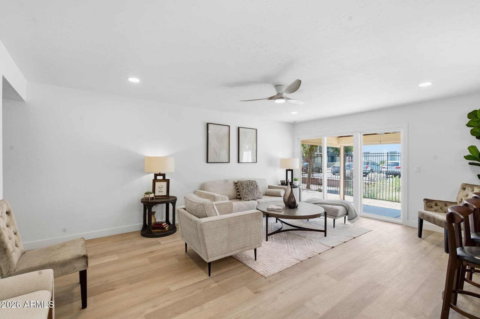 5306 S Farmer Avenue, Tempe, AZ 85283 — photo 8 of 25