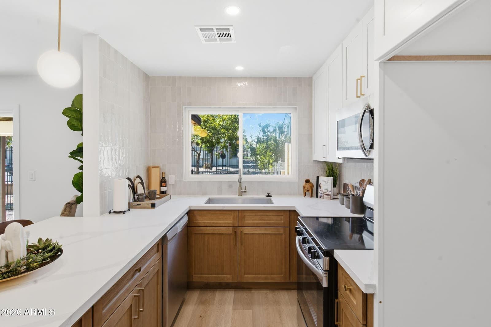 5306 S Farmer Avenue, Tempe, AZ 85283 — photo 12 of 25