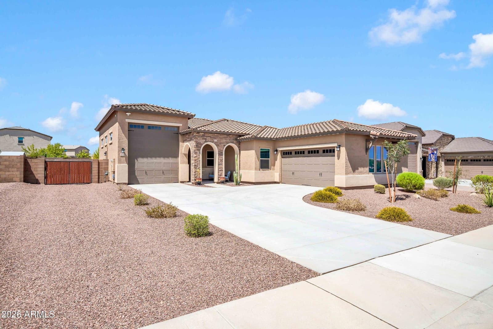 17234 W ROYAL PALM Road, Waddell, AZ 85355